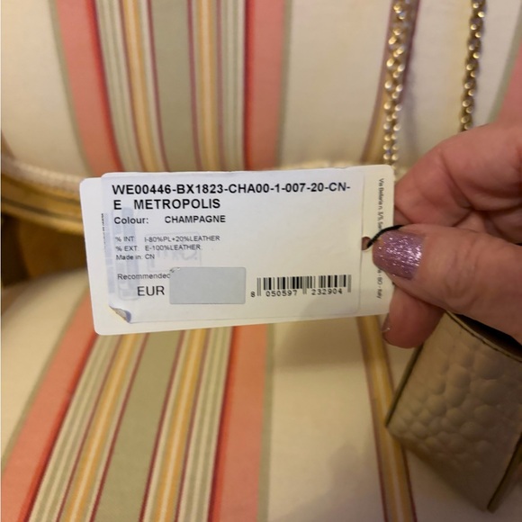 🍾 NWT Gorgeous Metropolis Champagne Mini Crossbody Bag - Picture 4 of 9